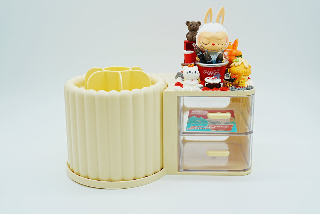 拉布布大娃 旋转笔筒 抽屉