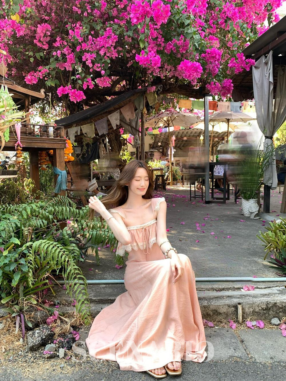SCENARIO Rosy Breeze Lace Maxi Dress-Pink