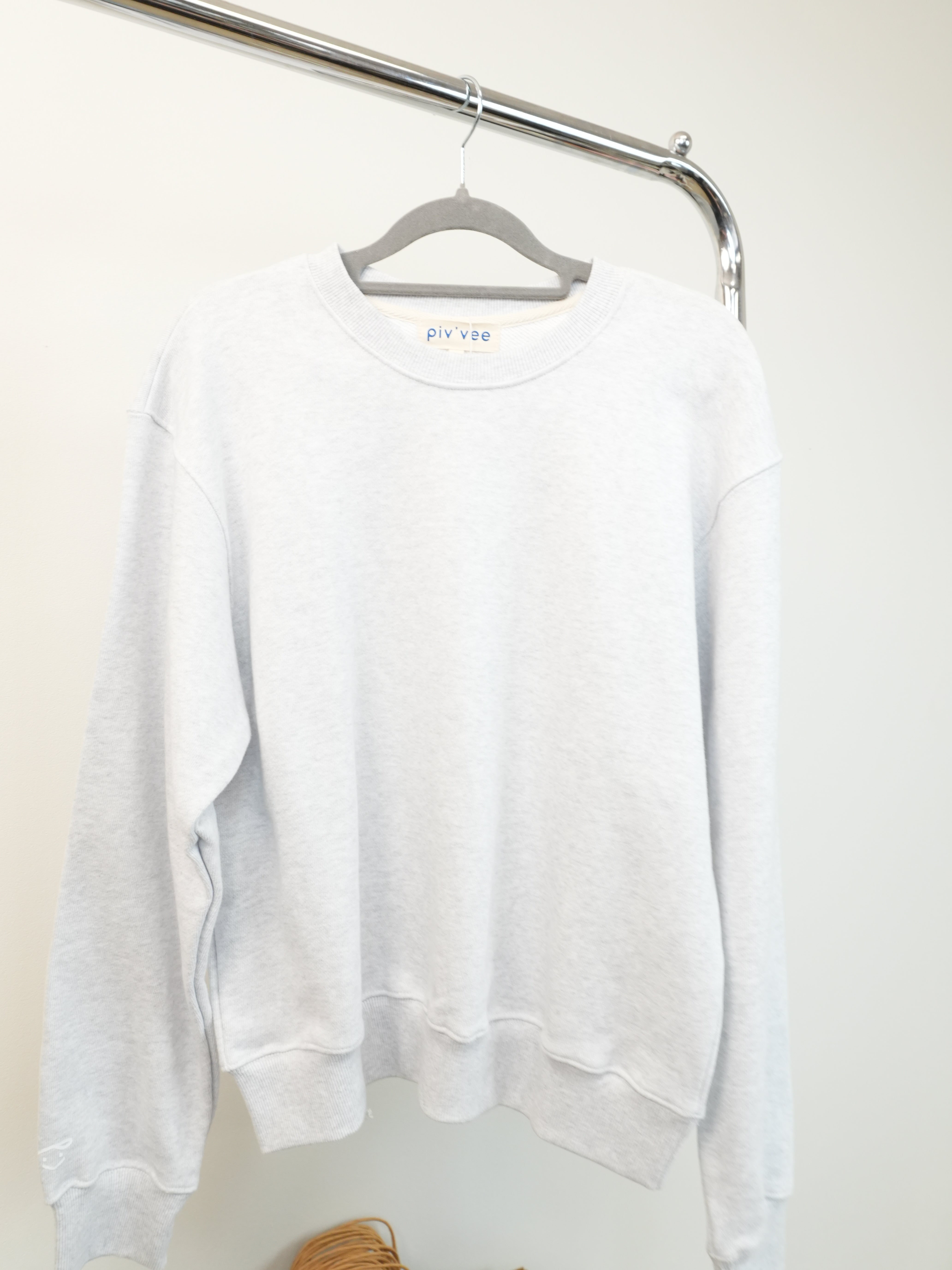 Piv'vee Basic Giant Sweatshirt-Snow Grey