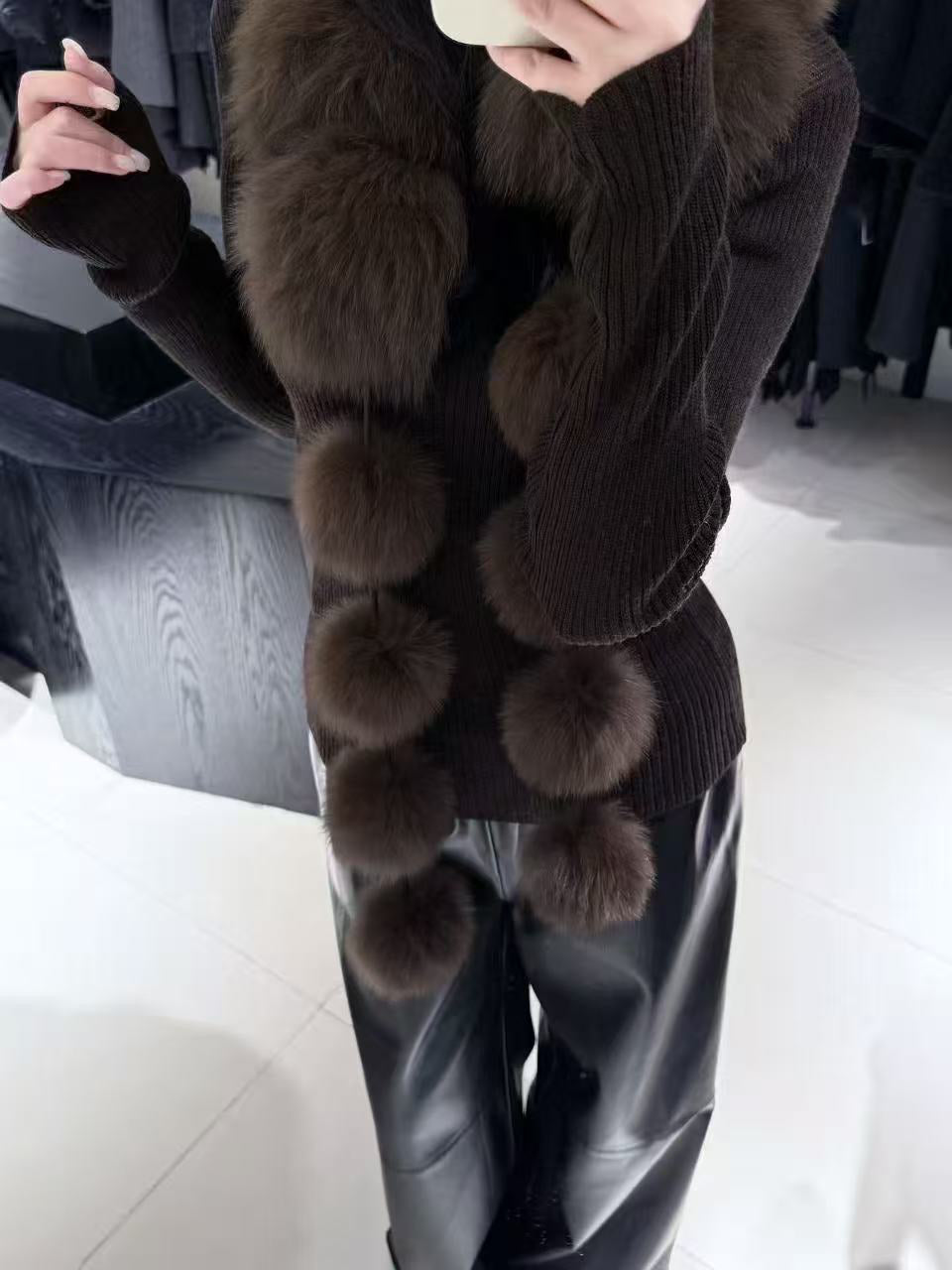 SCENARIO Foxtail Cascade Long Scarf-Two Colors