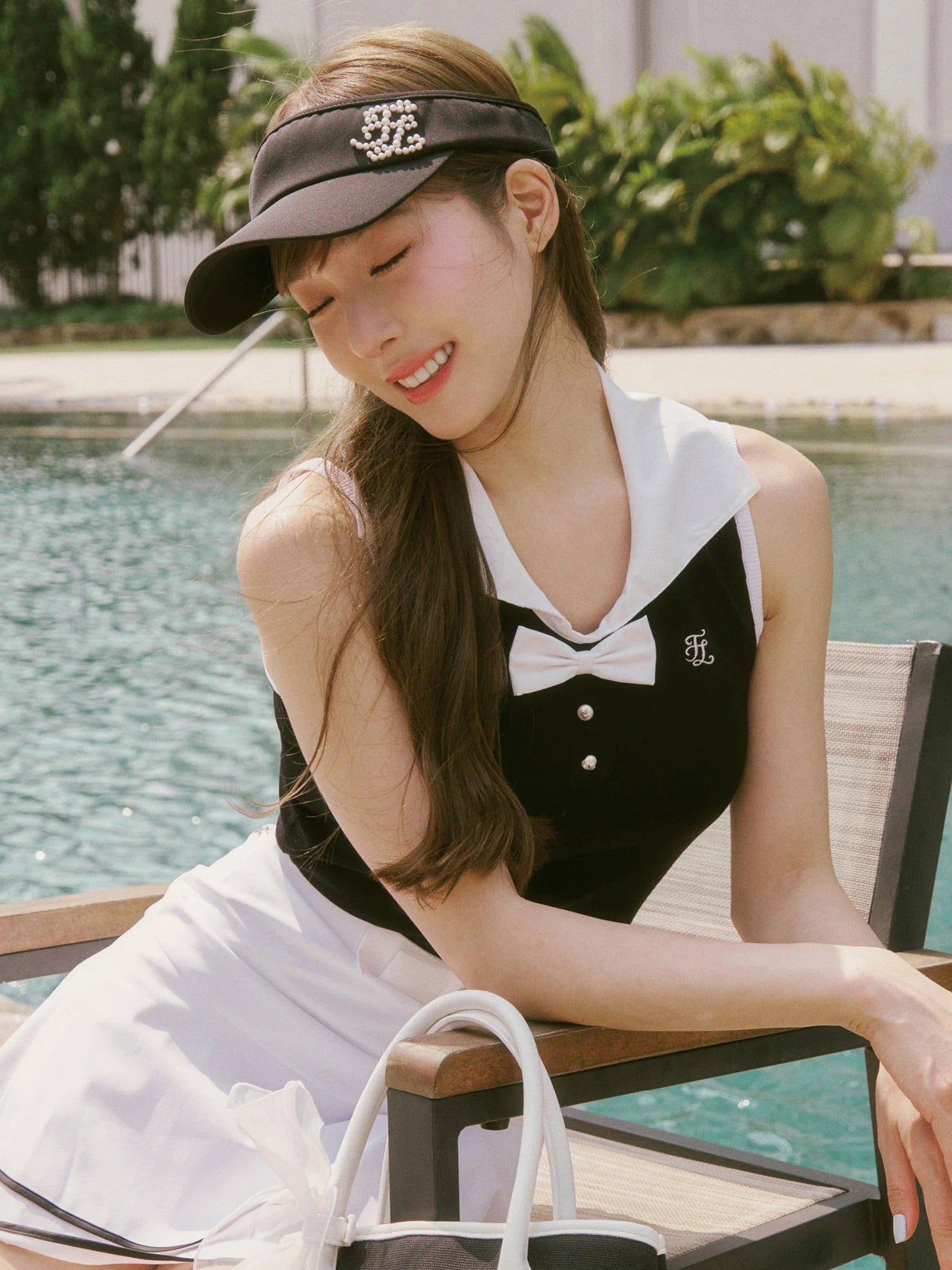 FAIRLIAR Open Collar Ribbon Sleeveless Knit-2 Colors