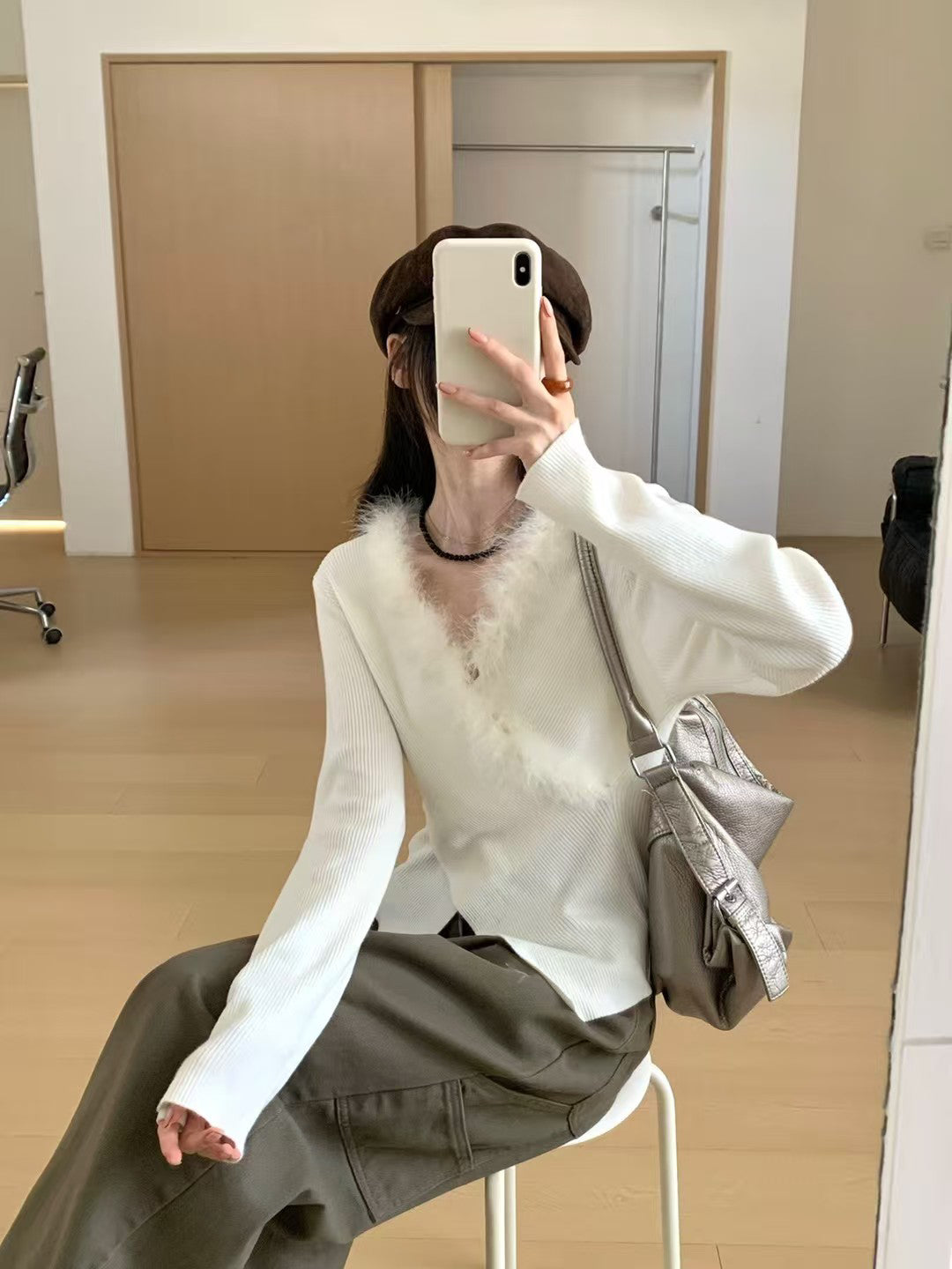 SCENARIO Rabbit Collar Knit Top-Two Colors