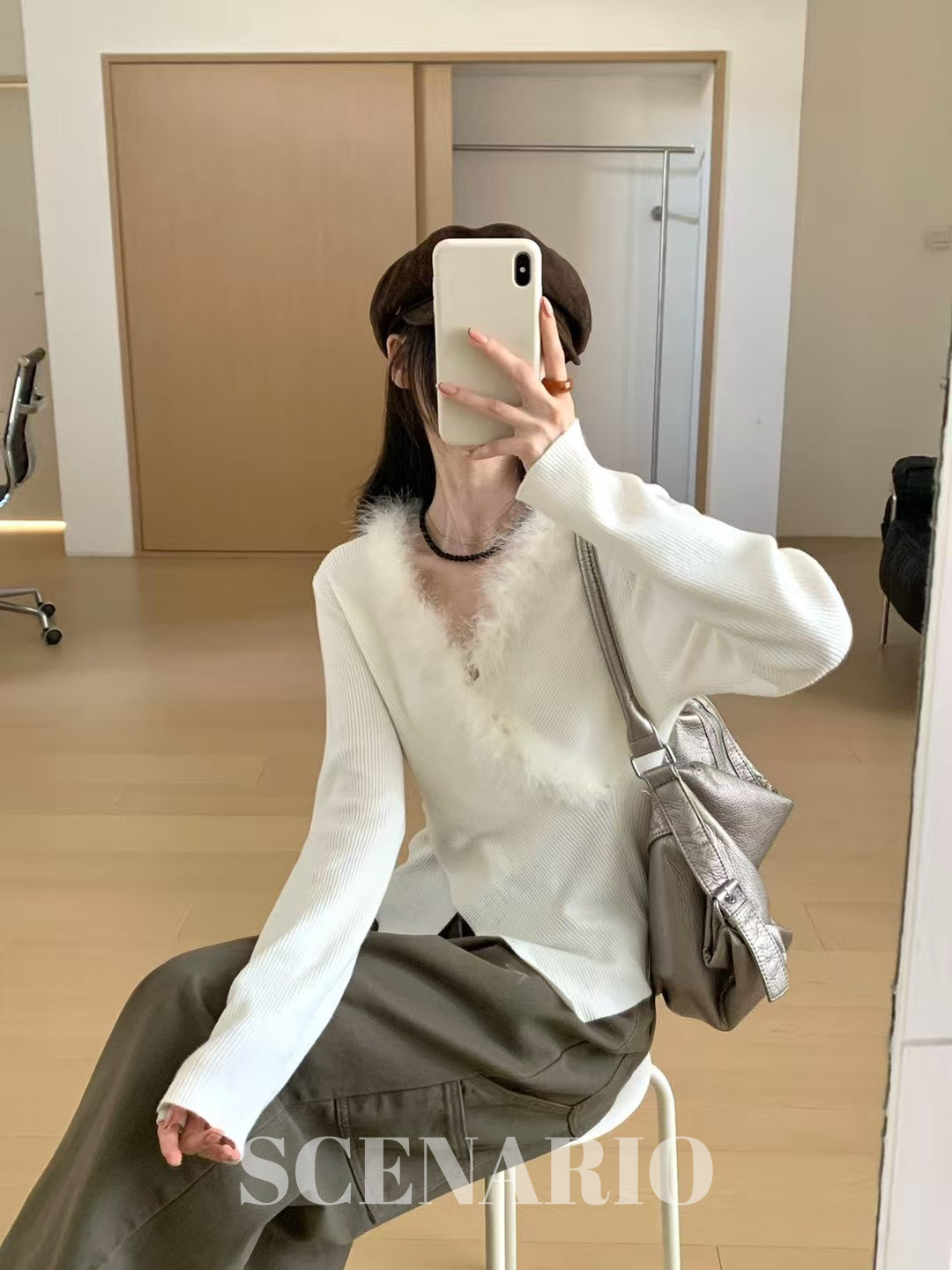 SCENARIO Rabbit Collar Knit Top-Two Colors