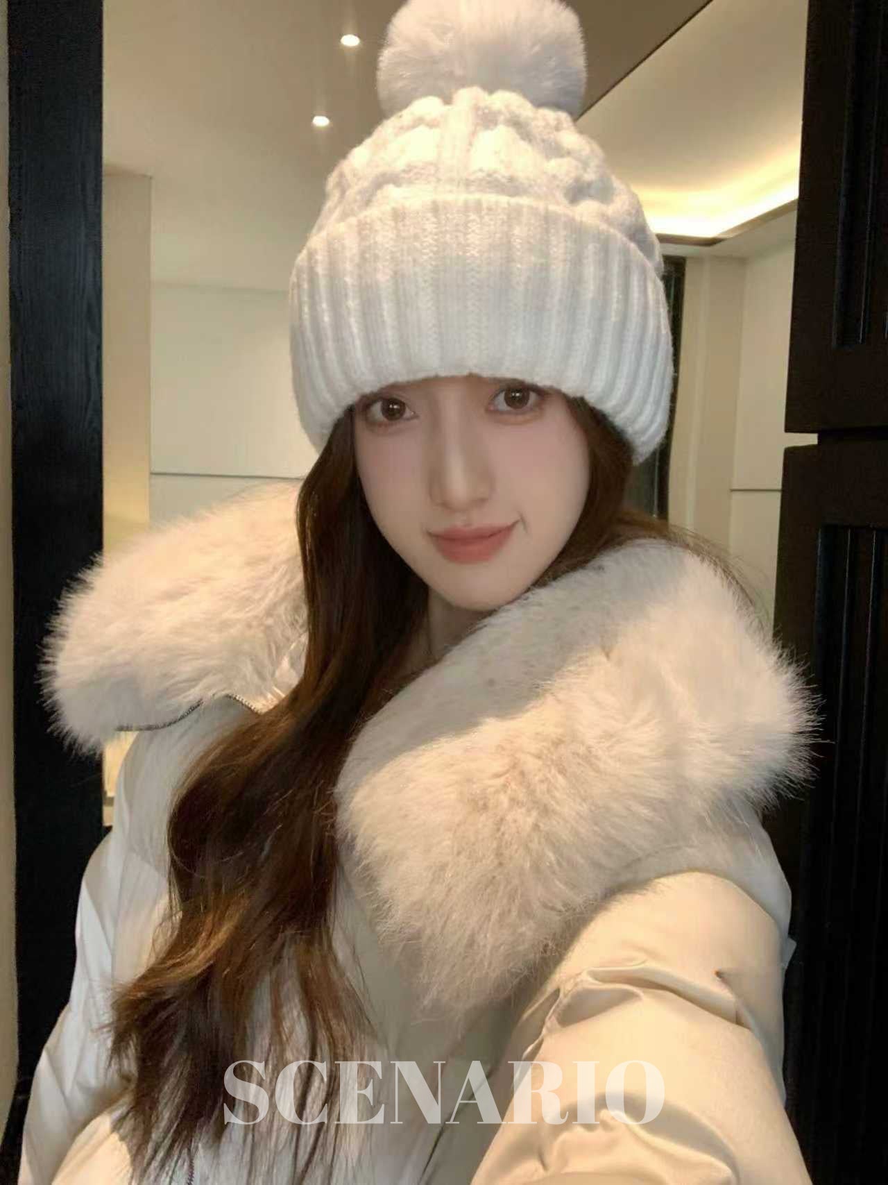 SCENARIO Snow Fox Down Jacket-Beige