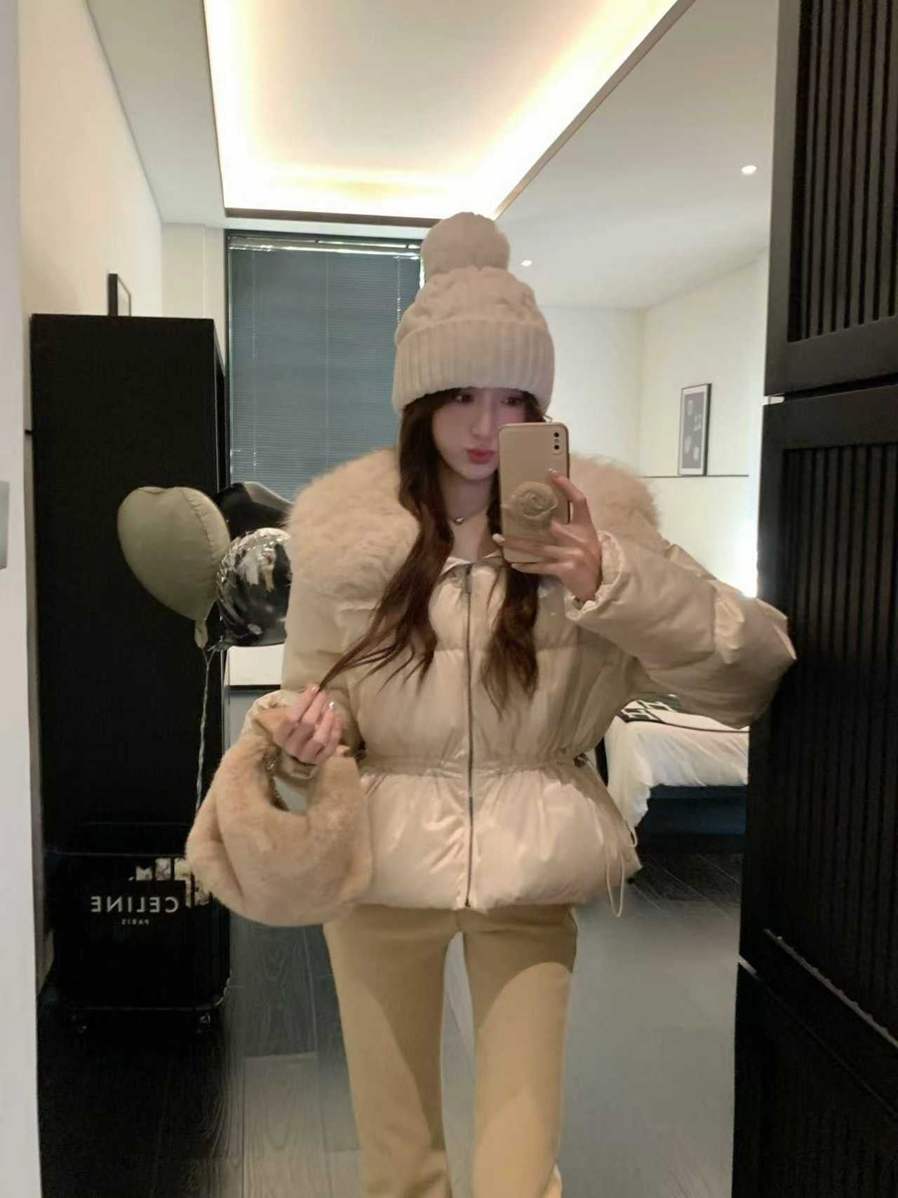 SCENARIO Snow Fox Down Jacket-Beige