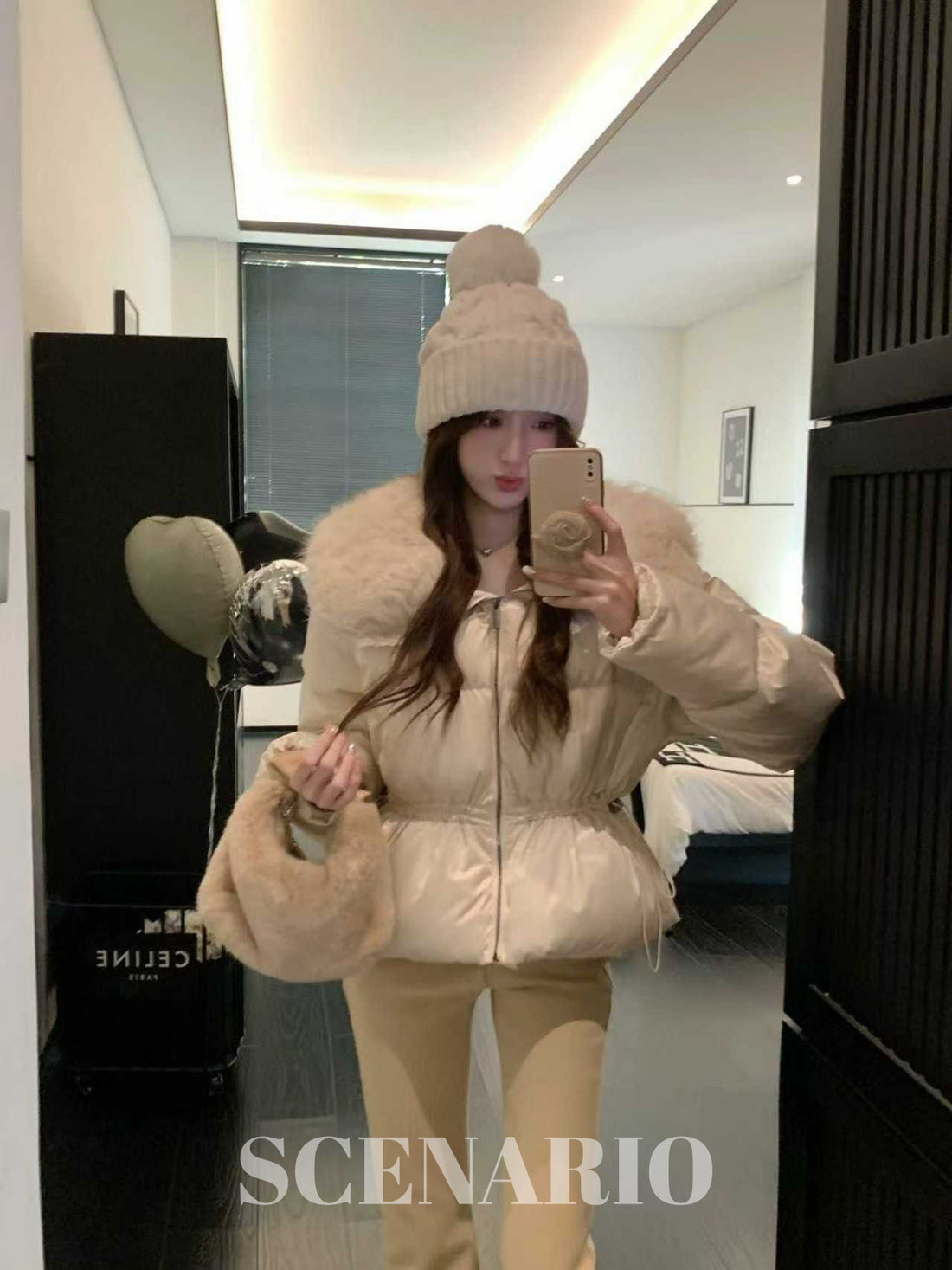SCENARIO Snow Fox Down Jacket-Beige