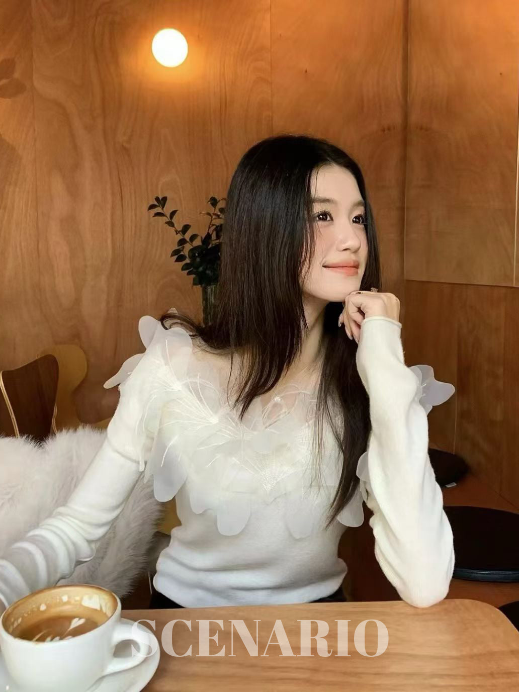 SCENARIO Spring Petal Ruffle Knit Top-White