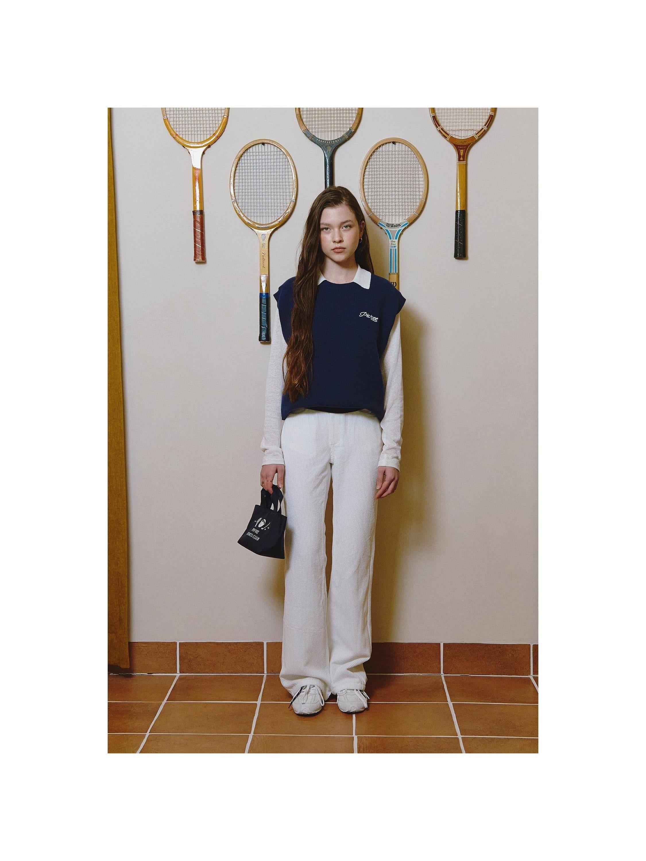 Piv'vee Giant Knit Vest - The Golf Season | One Stop for Your Golf Shopping!