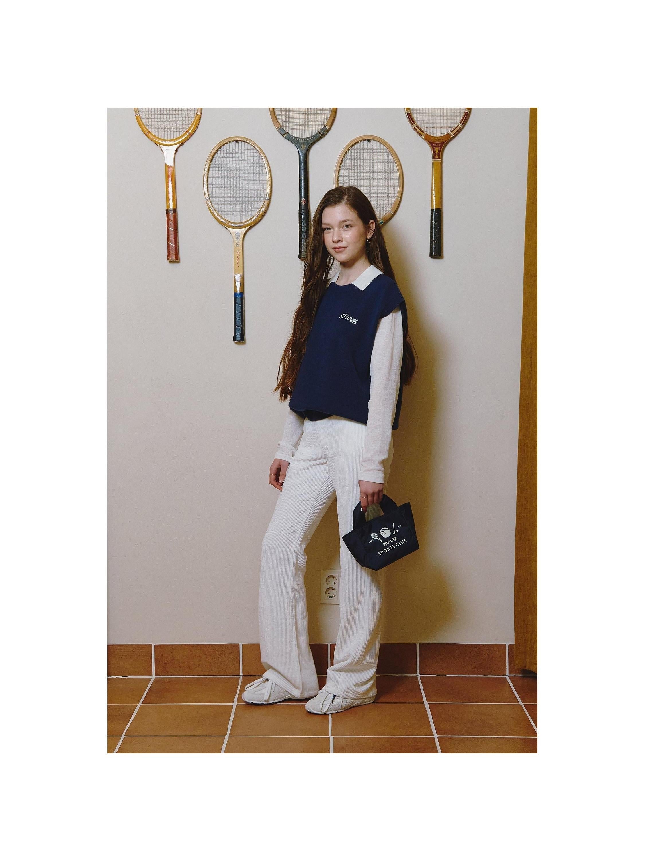 Piv'vee Giant Knit Vest - The Golf Season | One Stop for Your Golf Shopping!