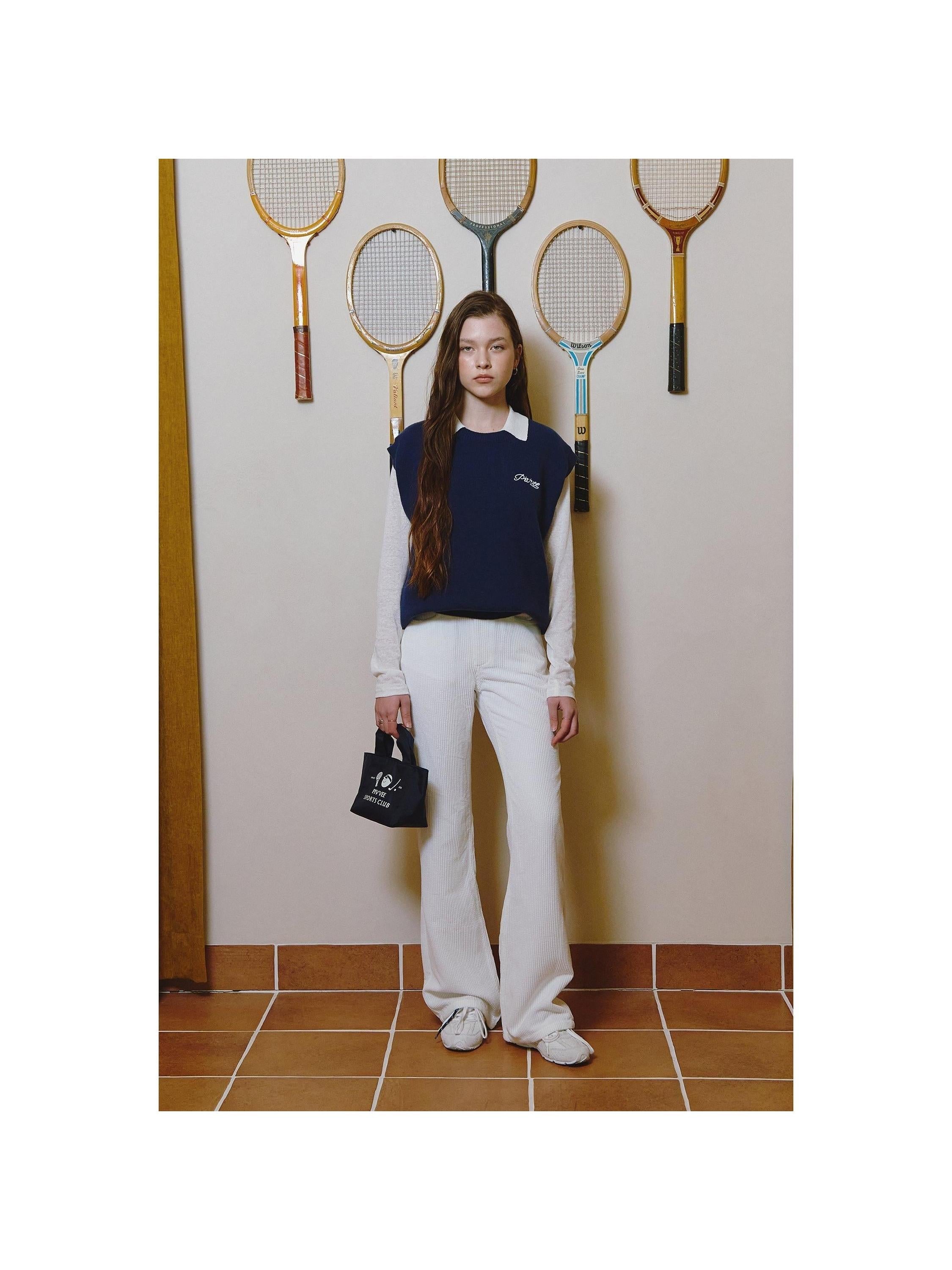 Piv'vee Giant Knit Vest - The Golf Season | One Stop for Your Golf Shopping!