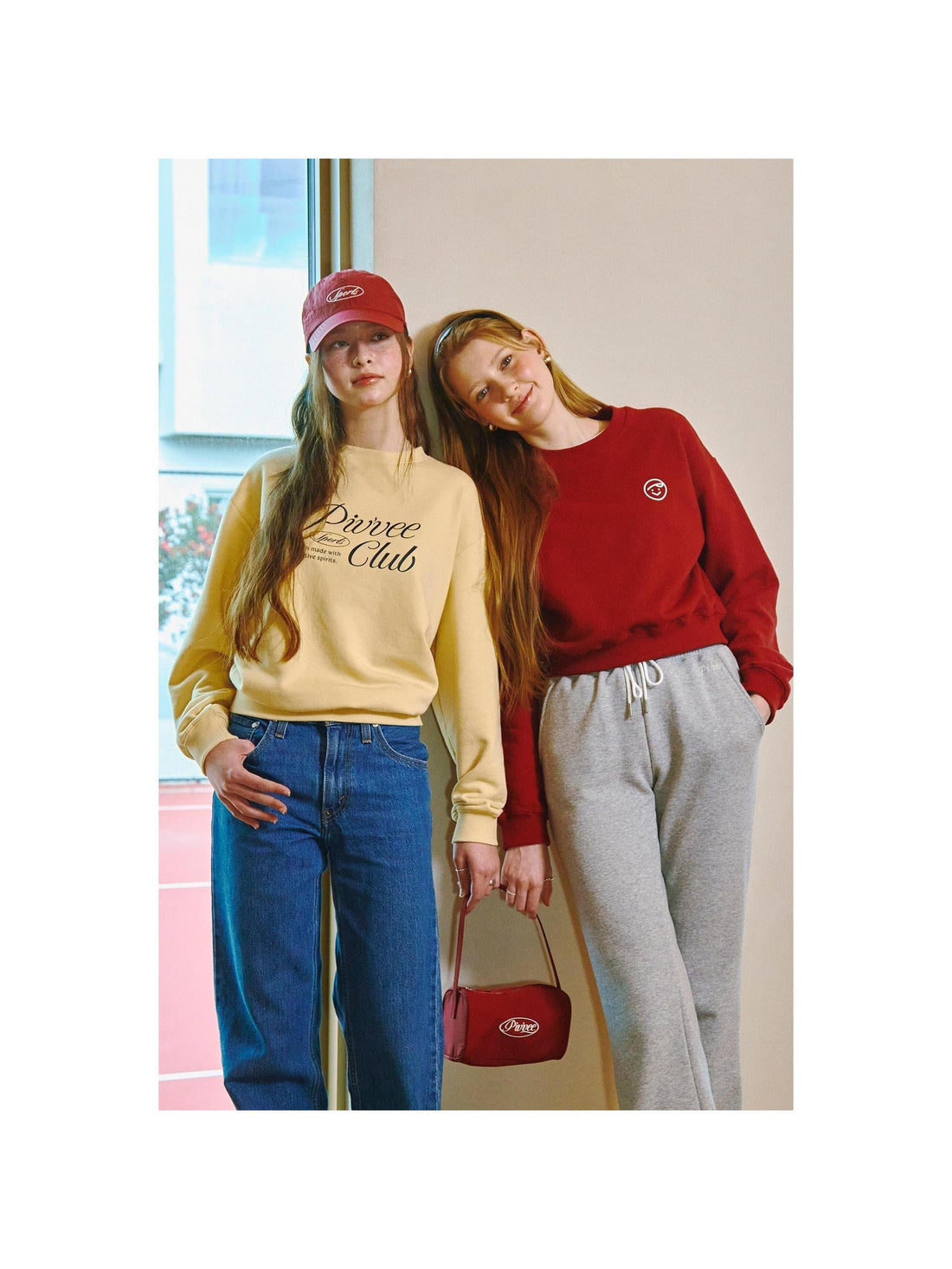 Piv'vee Smiley SweatshirtPiv'veeThe Golf Season Shop | One Stop for Your Golf Shopping!